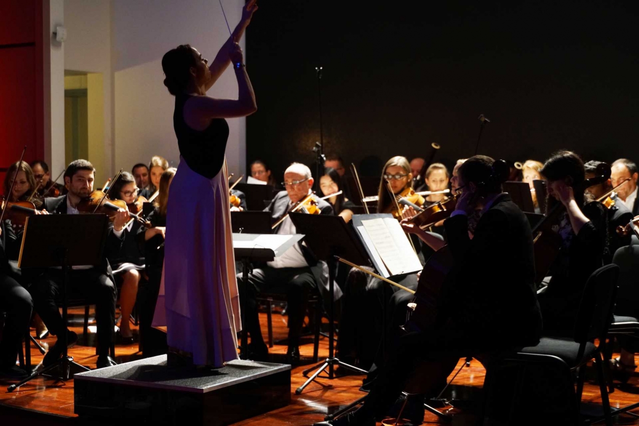UAE Philharmonic Orchestra & Dubai Ensenble Choir for Determined Ones