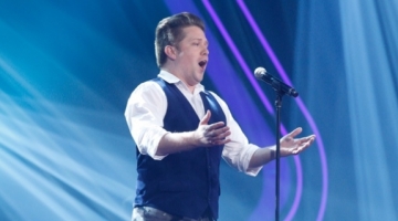 CUD PROFESSOR COMPOSES SONGS FOR CANADIAN MUSIC STARS