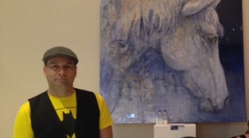 CUD ARTIST’S DESIGNER PORTRAIT WOWS GUESTS AT ARAB FASHION WEEK 