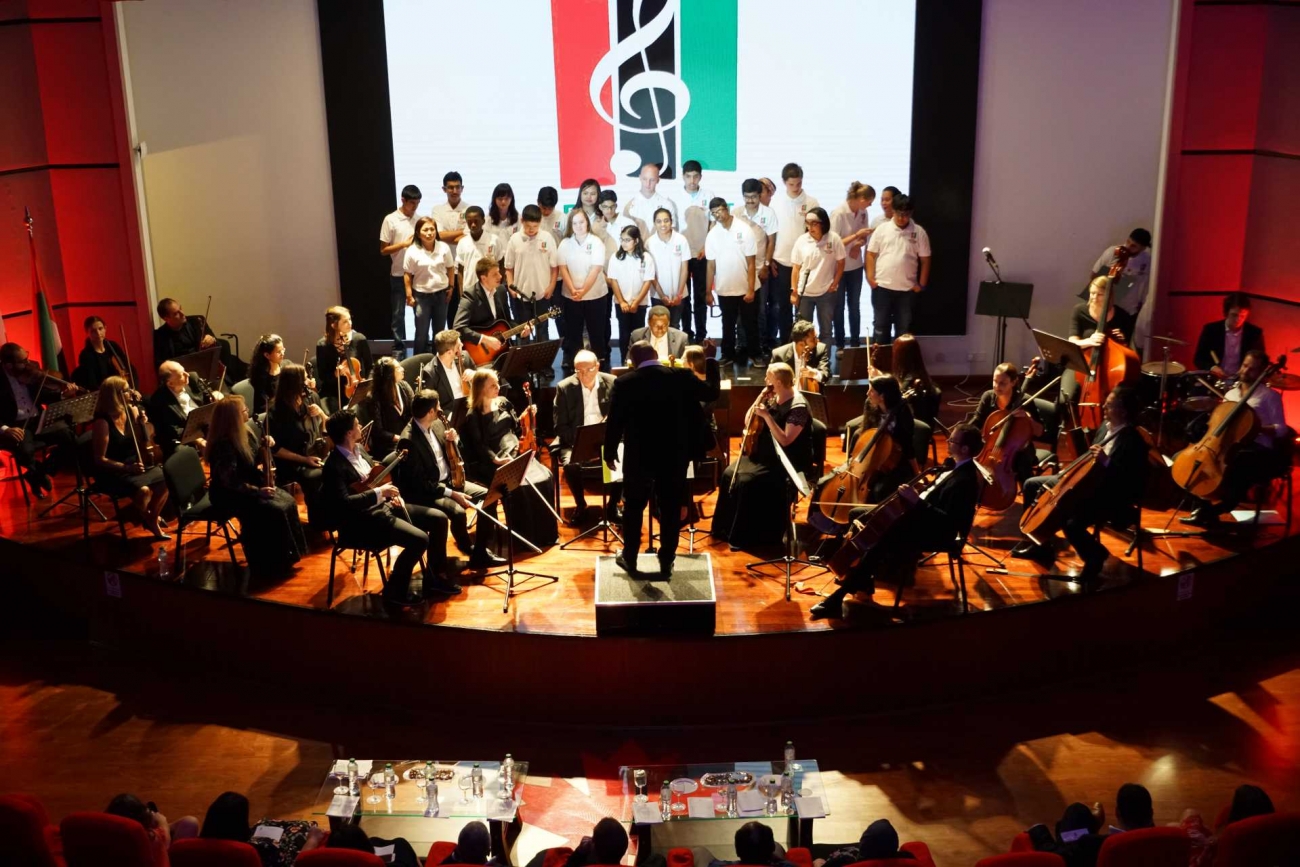 UAE Philharmonic Orchestra & Dubai Ensenble Choir for Determined Ones