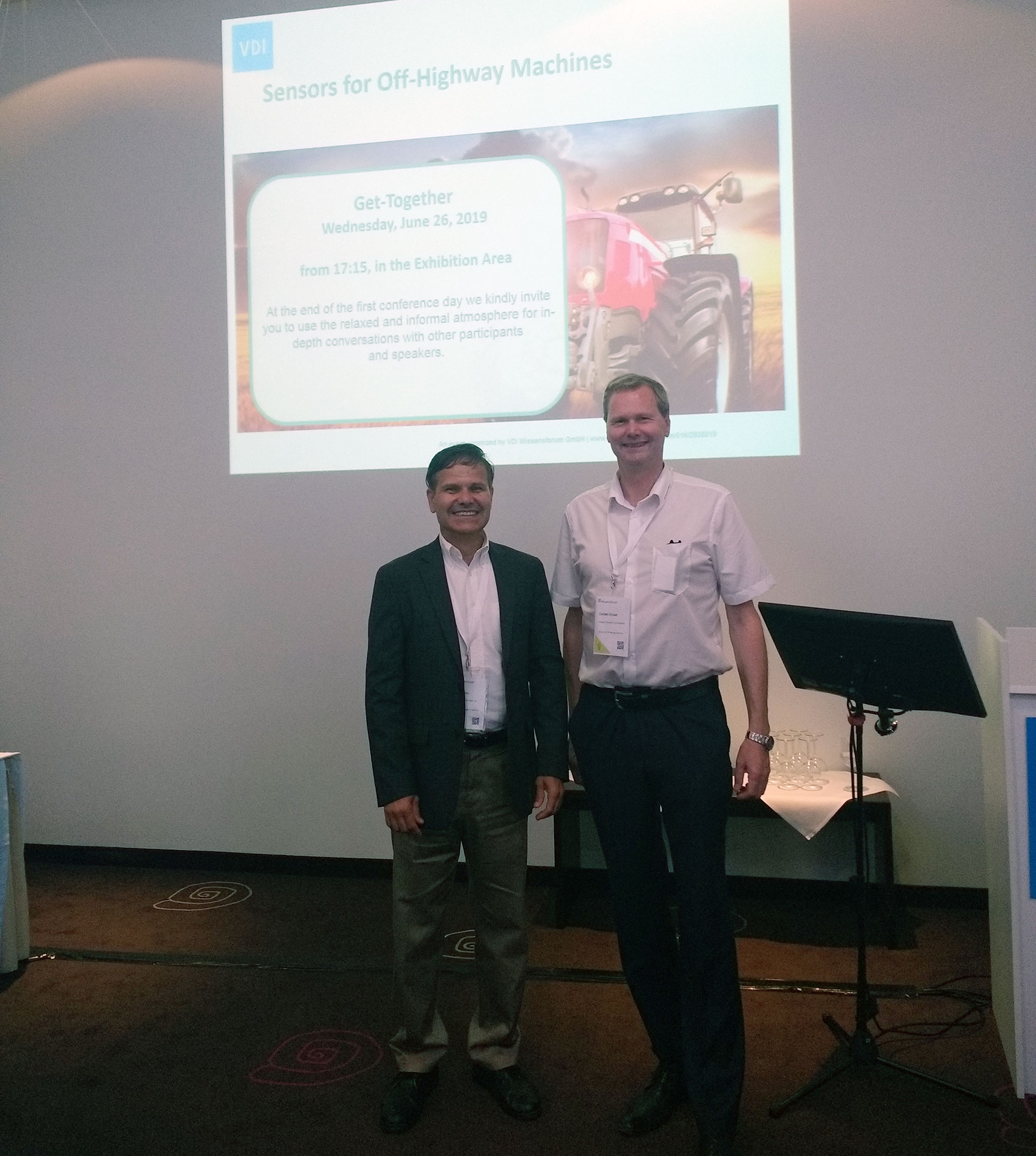 Canadian University Dubai Dean Chairs Industry Conference on Sensor