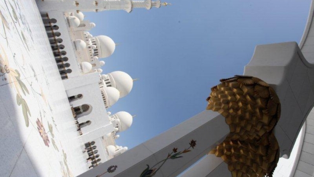 ARCHITECTURE STUDENTS VISIT SHEIKH ZAYED GRAND MOSQUE