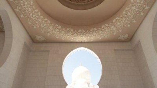 ARCHITECTURE STUDENTS VISIT SHEIKH ZAYED GRAND MOSQUE