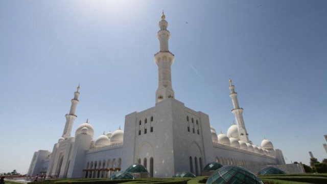 ARCHITECTURE STUDENTS VISIT SHEIKH ZAYED GRAND MOSQUE
