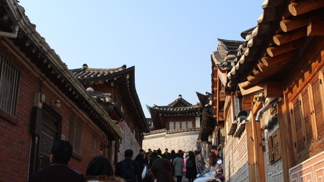 SAID STUDENTS EXPLORE ARCHITECTURAL SIGHTS OF SEOUL
