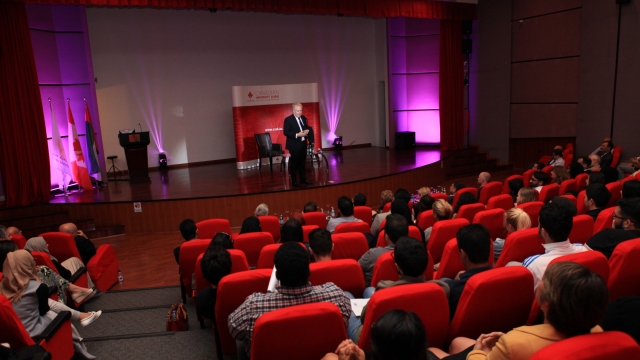 FORMER CANADIAN PREMIER DISCUSSES EDUCATION, IMMIGRATION AND THE ENVIRONMENT DURING VISIT TO CUD