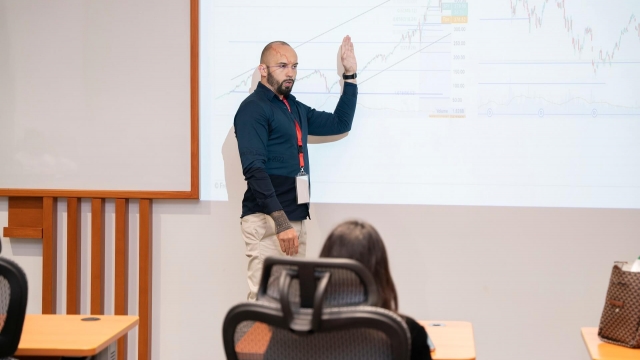 Freedom Finance Delivers an Enlightening Workshop at CUD