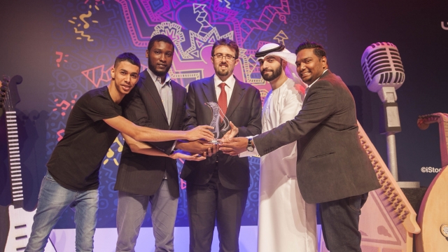 E-BUSINESS STUDENTS TAKE TOP PRIZE IN GOVERNMENT WEBSITE COMPETITION