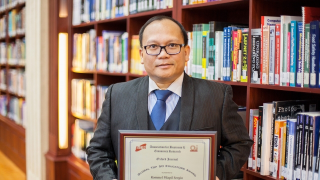 CUD Professor Named Among Top 50 Global Educators