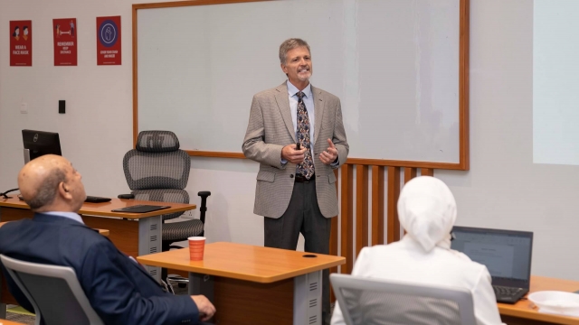 CUD’s Faculty of Management Participated in the First Management Case Study Seminar of its Kind