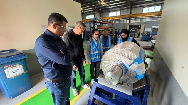 Industry–University Collaborative Engineering Project