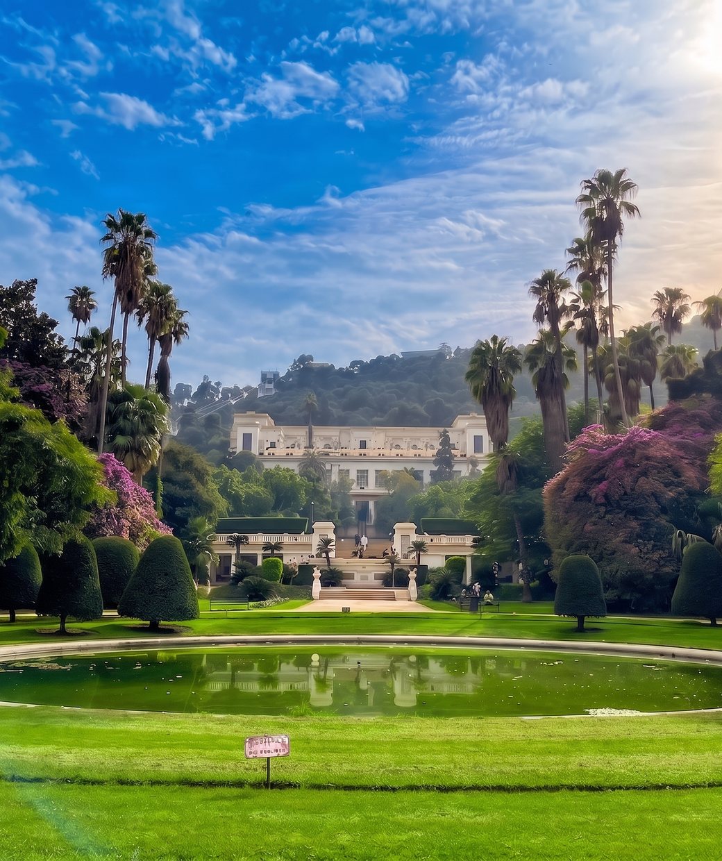 The Botanical Garden of Hamma in Algiers, with the Martyrs' Memorial beyond